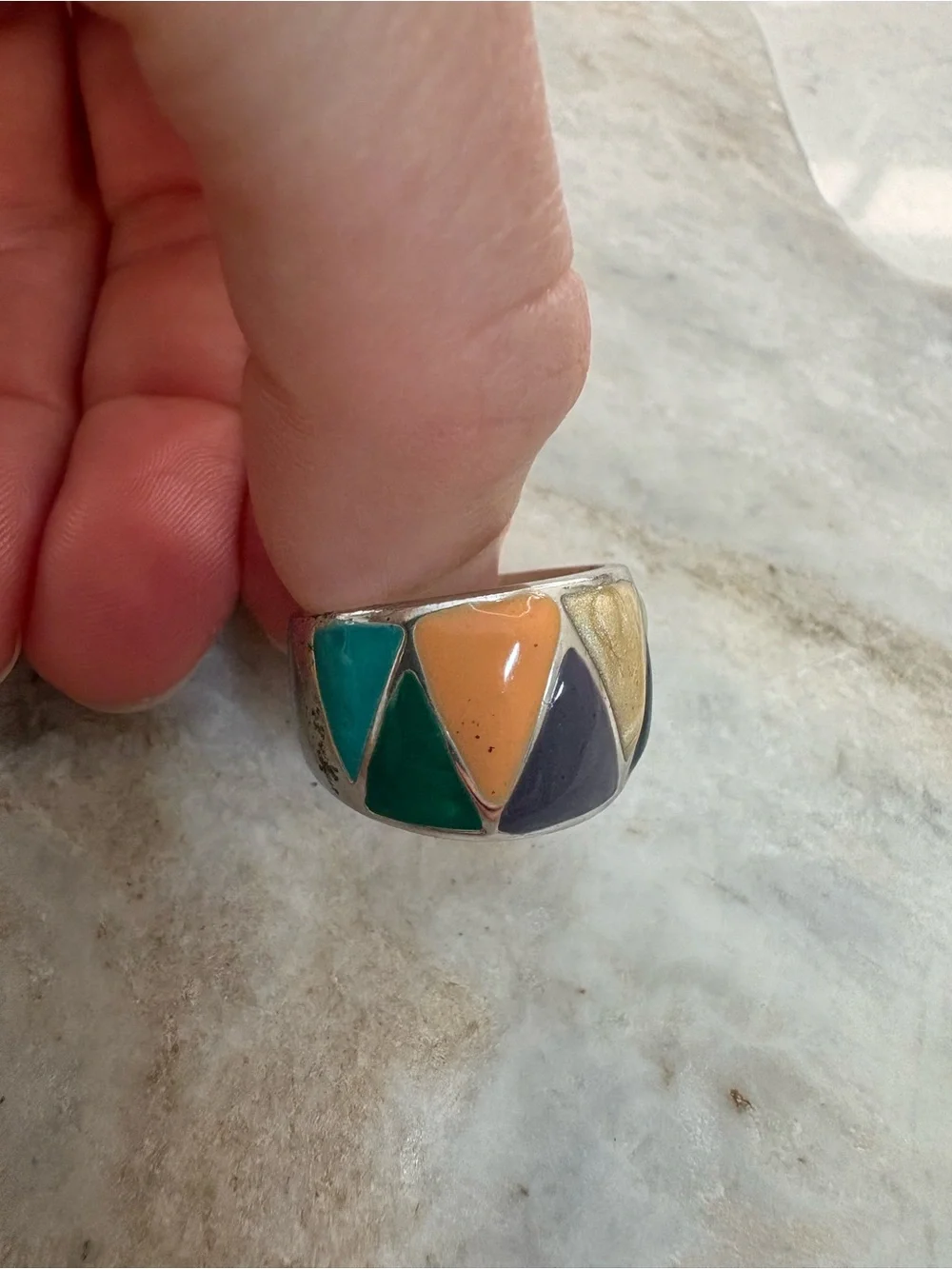 N/A no markings